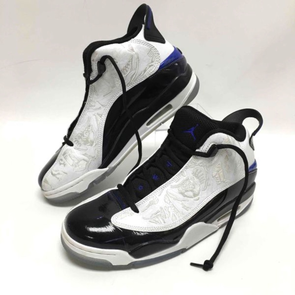 Air Jordan Two3 Sneakers Men's Size 9 - Picture 3 of 7